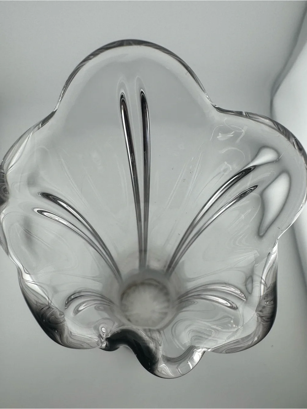 Vintage swung vase 13 inches tall clear glass